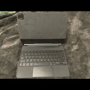 Apple iPad Pro Magic Keyboard